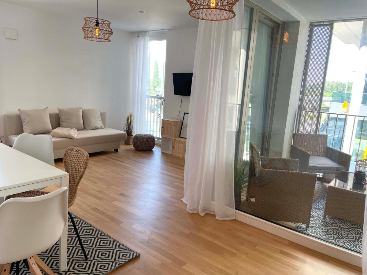 Urban Oasis: Stylische Wohnung Viena Exterior foto